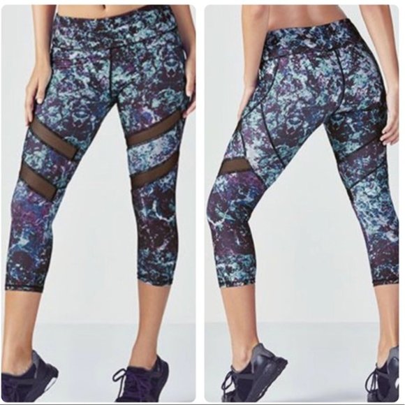 Fabletics Pants - Alessia Capri - Fabletics Printed Crop Legging